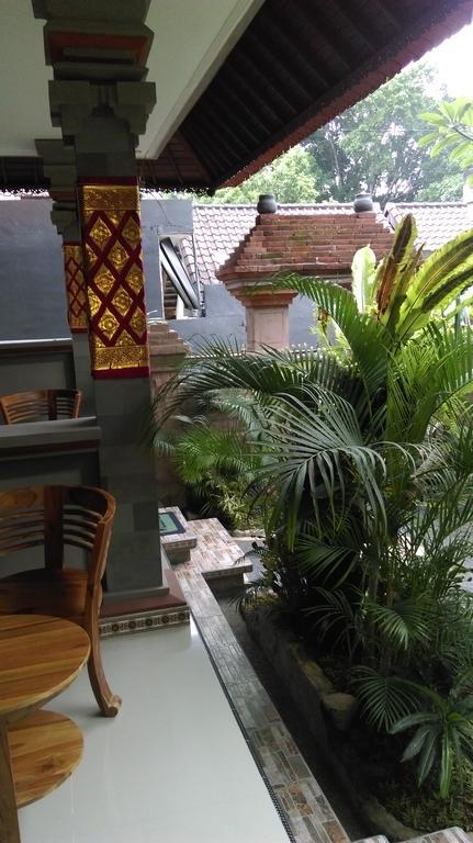 Praety Home Stay Ubud  Exterior photo