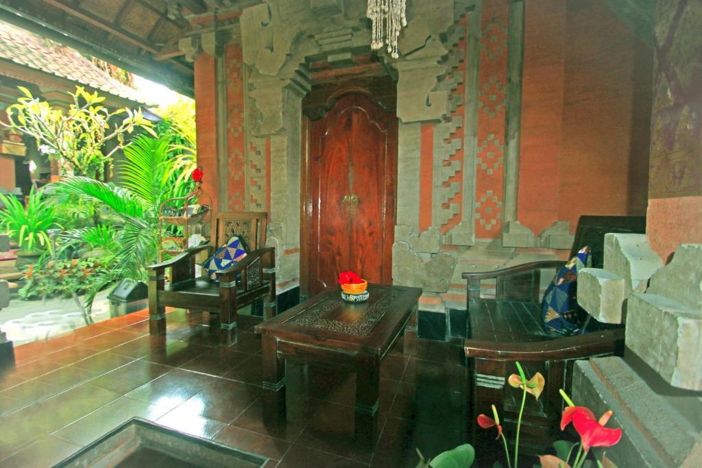 Praety Home Stay Ubud  Exterior photo