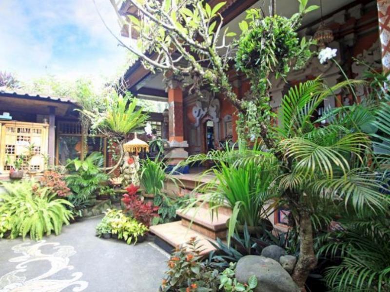 Praety Home Stay Ubud  Exterior photo