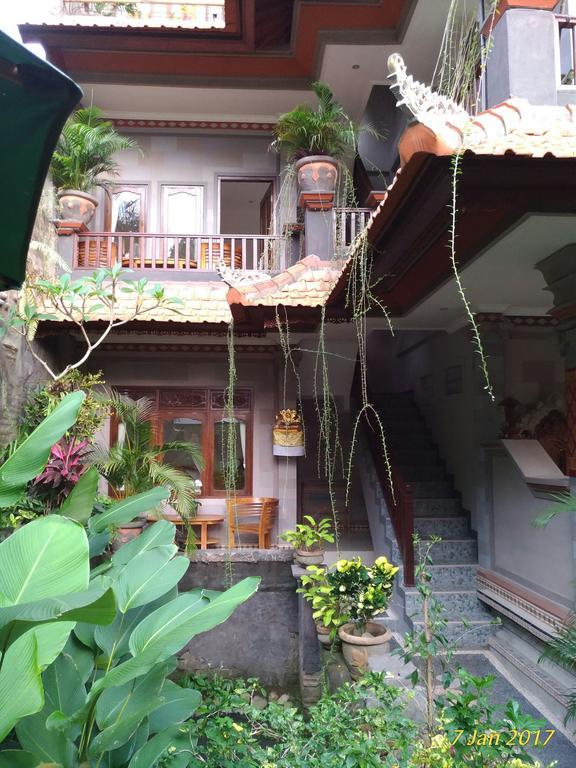 Praety Home Stay Ubud  Exterior photo