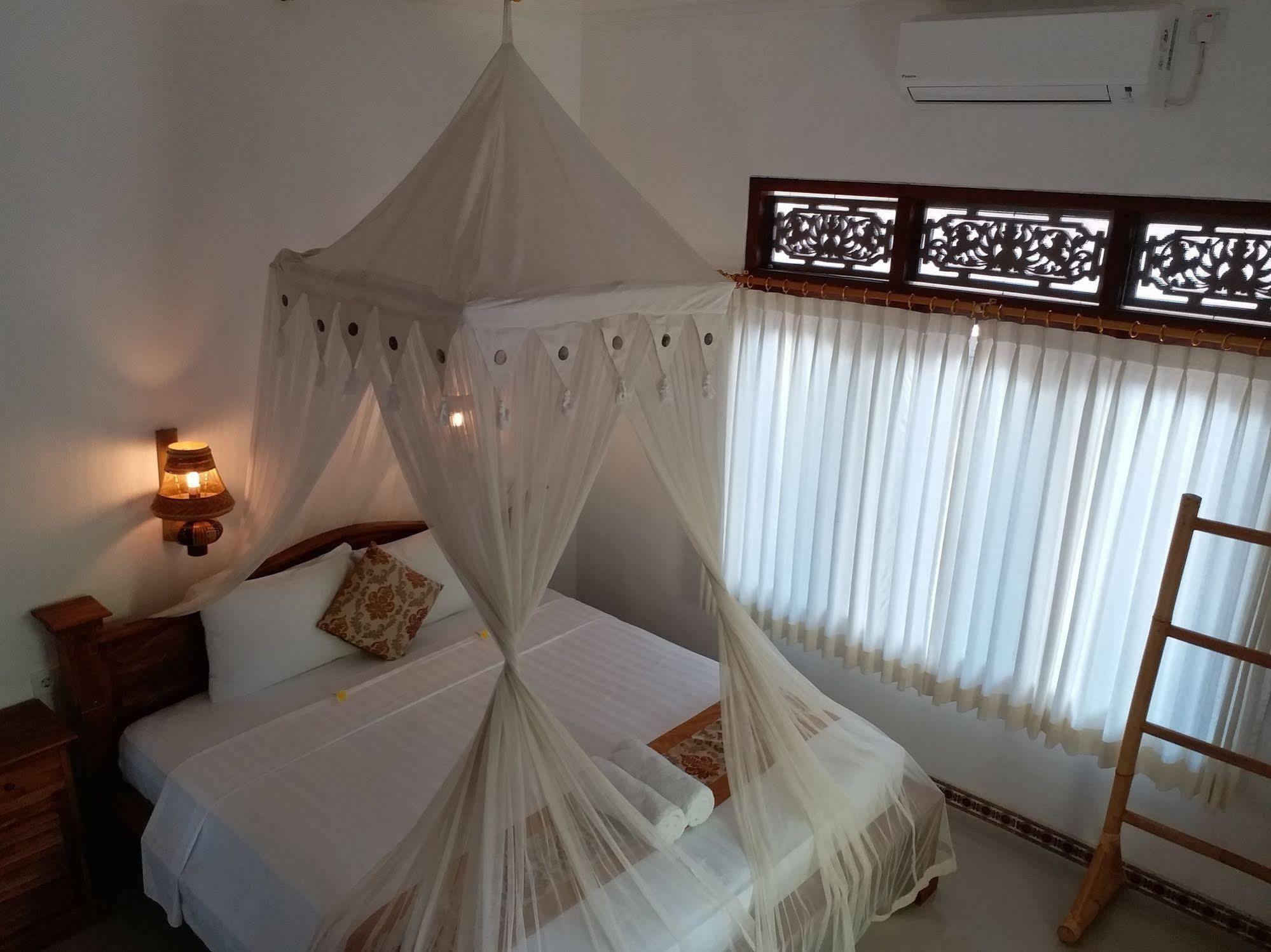 Praety Home Stay Ubud  Exterior photo