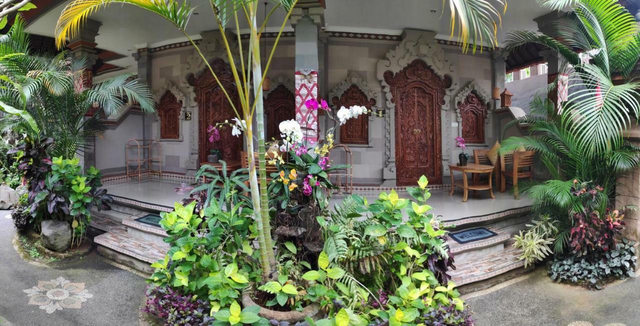 Praety Home Stay Ubud  Exterior photo
